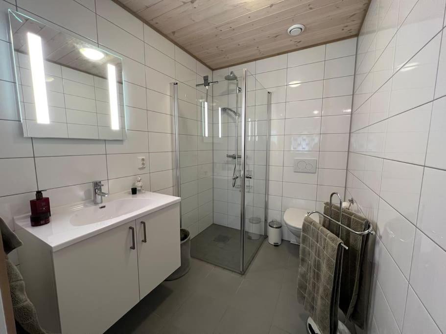 Chaletmons, Stor Trivelig I Myrkdalen * Vossestrand